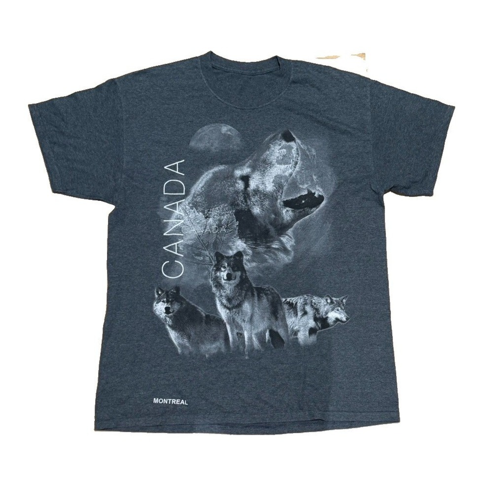 Canada Montreal Wolf Pack Graphic T Shirt Gray Wildlife Nature Souvenir Tee